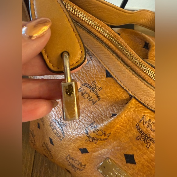 ✨ Authentic ✨ MCM - Picture 6 of 15